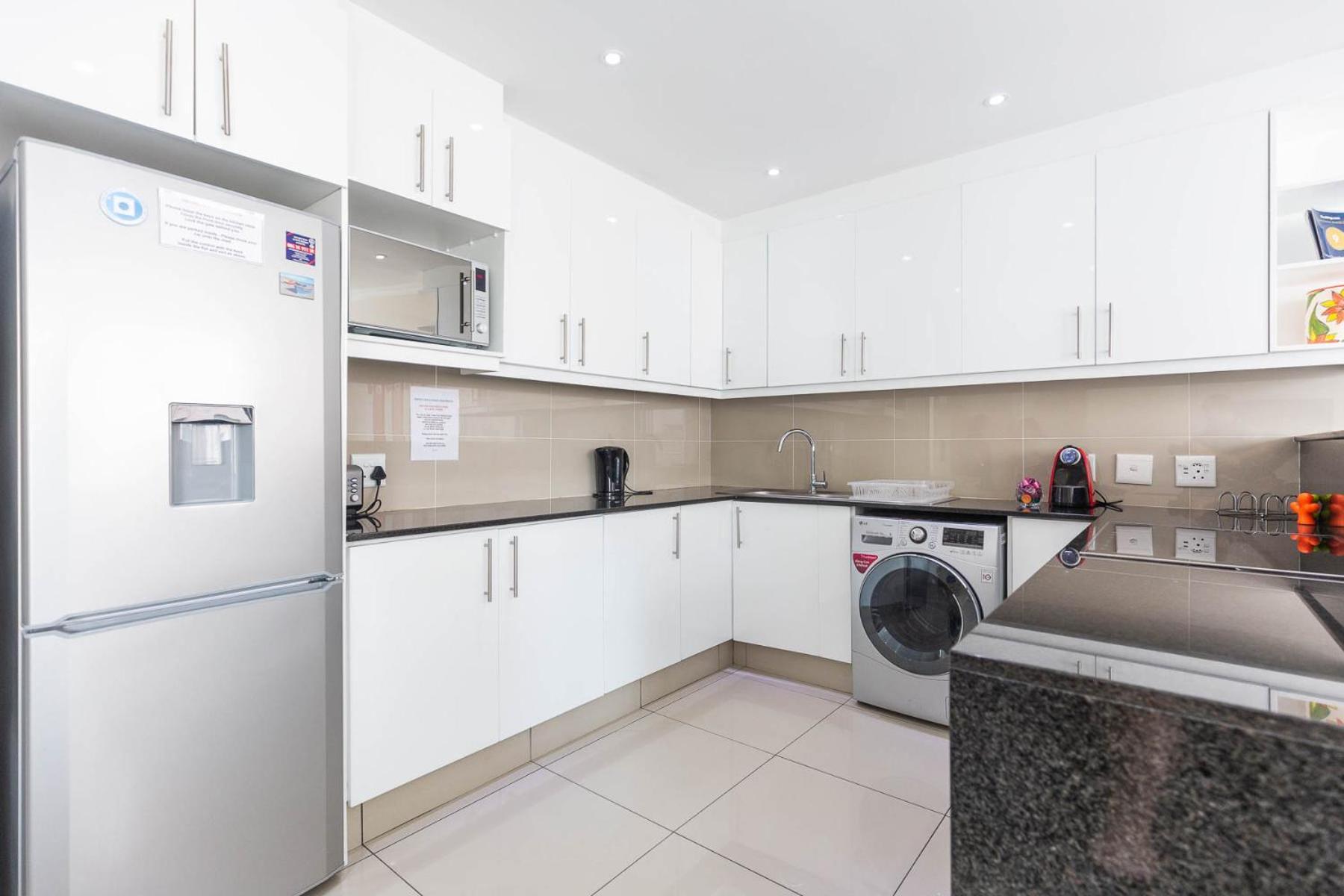 Perfect Beachfront Apartments Cape Town Bagian luar foto